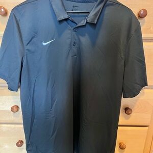 Three pack of Nike men’s golf shirts